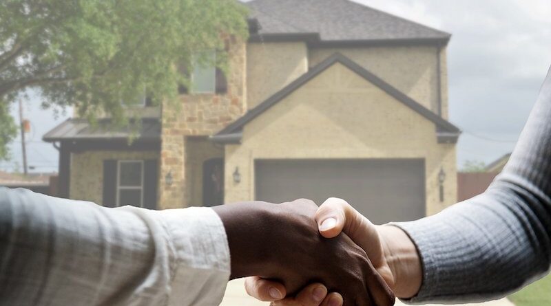 The housing market has been in many headlines over the past few months, a report from Redfin shows a glimmer of progress in the recently slow market.