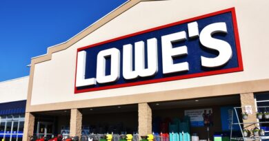 Lowe's to Buy Foundation Building Materials for $8.8 Billion