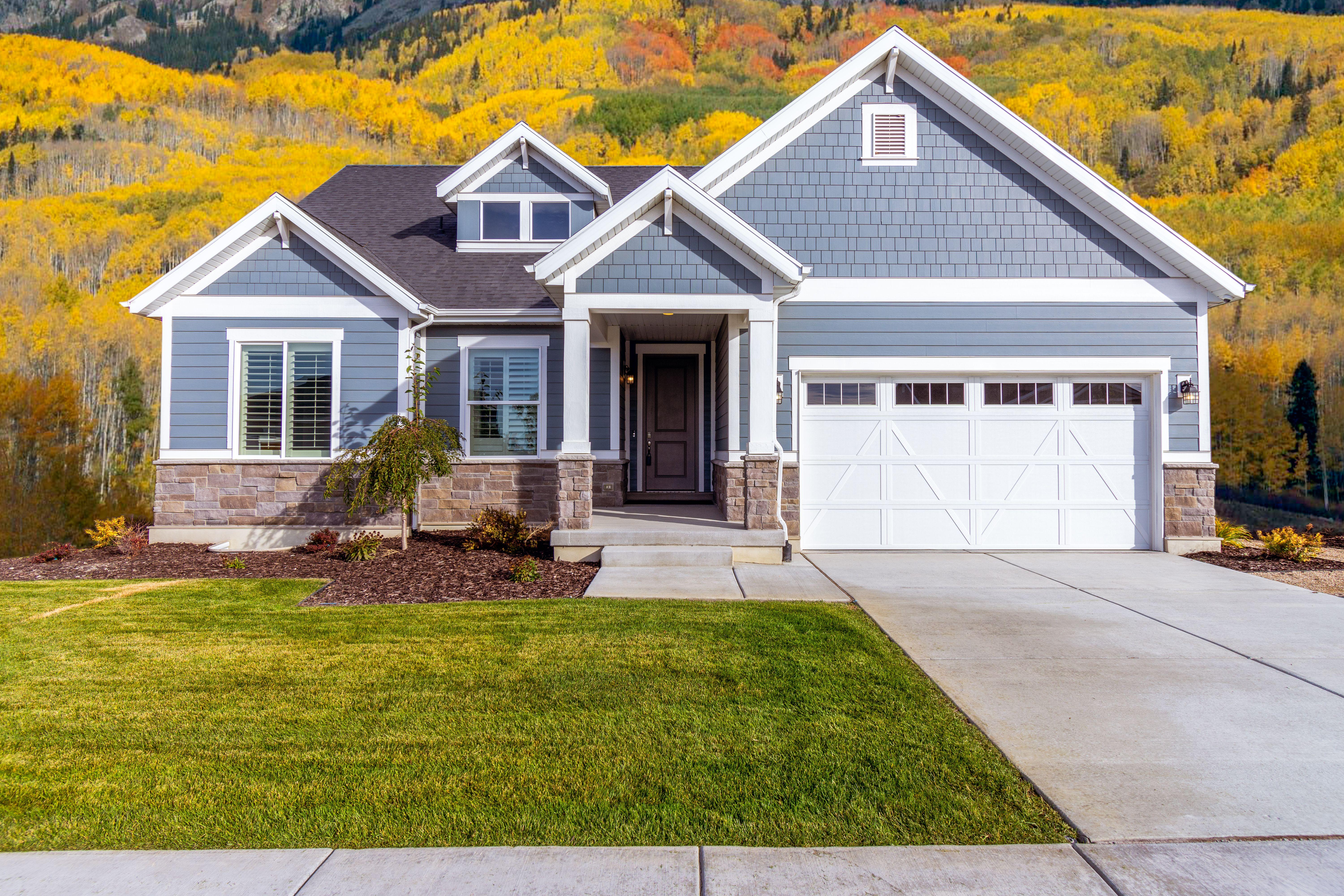 New single-family homes shift to smaller lots