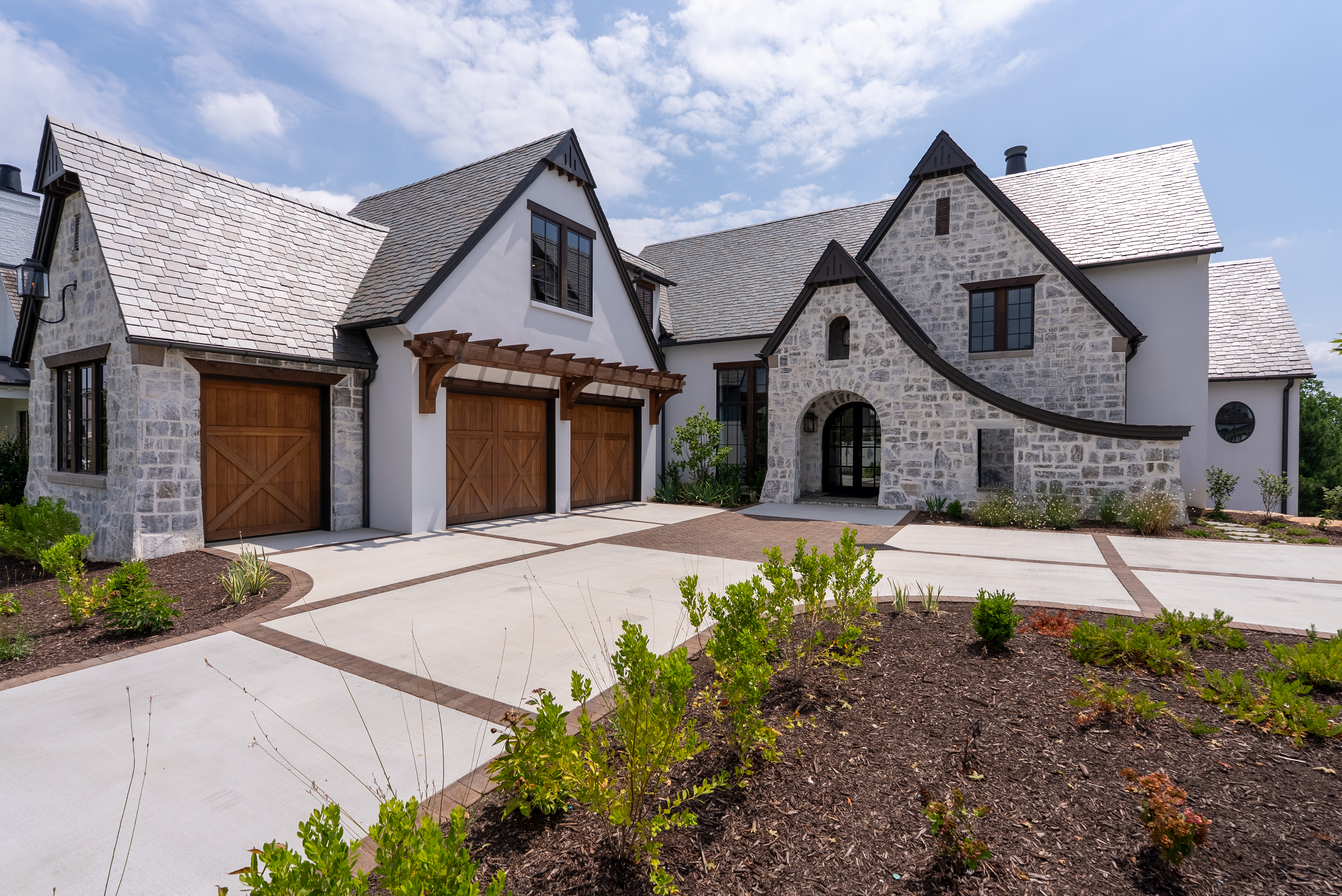 Timeless Architecture, Modern Connection