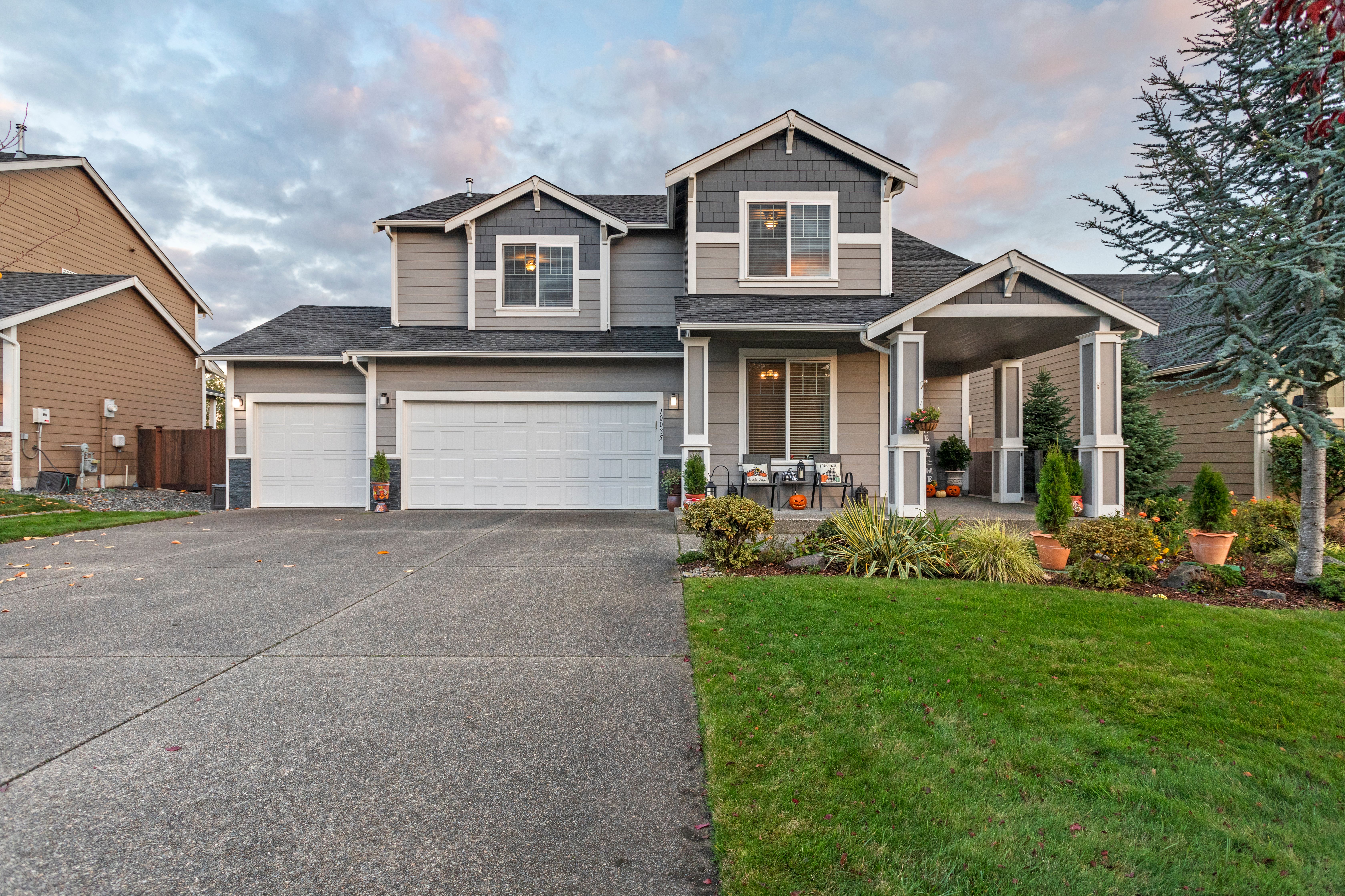 U.S. home sales see modest gains in September
